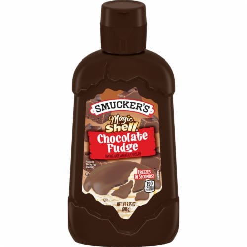 Smucker's Magic Shell Chocolate Fudge Topping Perspective: front
