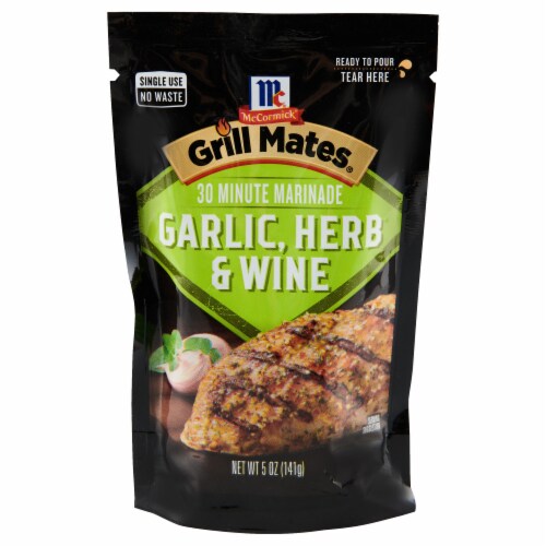 McCormick® Grill Mates® Garlic Herb & Wine Marinade Perspective: front