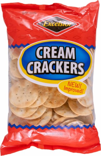 Excelsior Cream Crackers Perspective: front