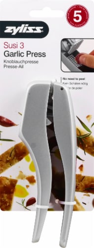 Zyliss® Susi 3 Garlic Press Perspective: front