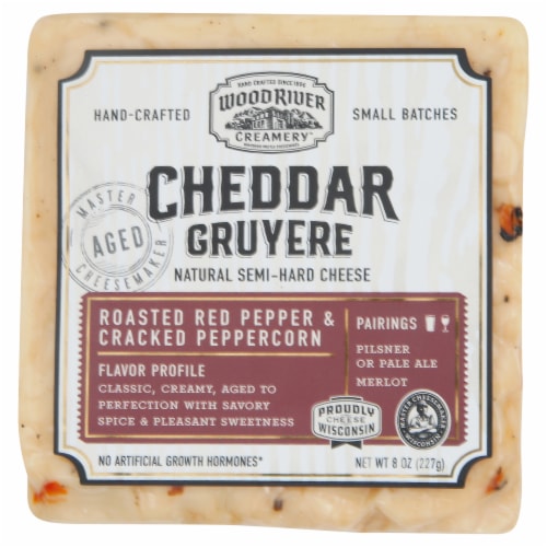 Wood River Creamery™ Roasted Red Pepper & Cracked Peppercorn Cheddar Gruyere Perspective: front