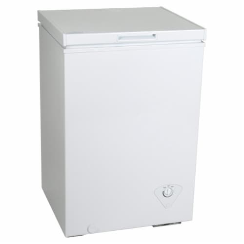 Koolatron KTCF99 3.5 cu. ft. Chest Freezer, White Perspective: front