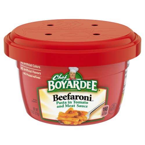 Chef Boyardee® Beefaroni® Pasta in Tomato and Meat Sauce Microwaveable Cup Perspective: front