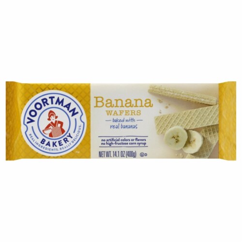 Voortman Banana Wafers Perspective: front