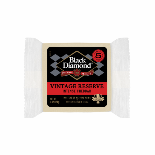 Black Diamond Vintage Reserve Extra Sharp Cheddar Cheese Perspective: front