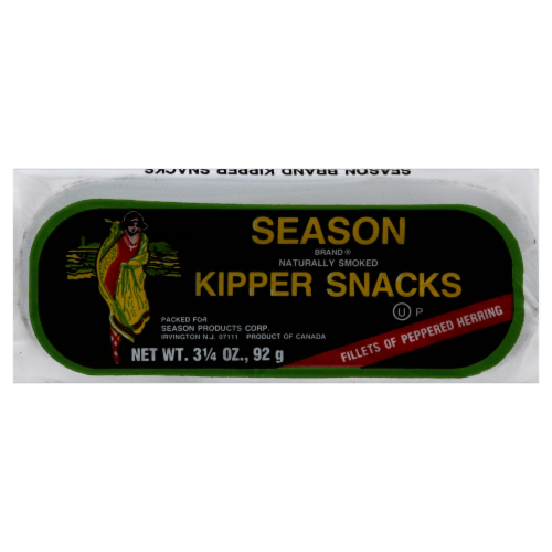 Season Fillets of Peppered Herring Kipper Snacks Perspective: front