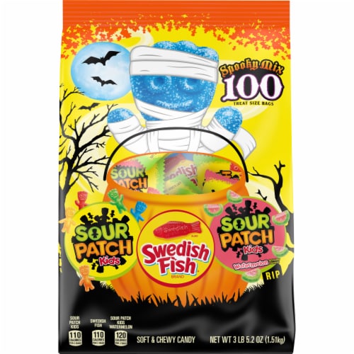 Sour Patch & Swedish Fish Treat Bags Variety Pack Perspective: front