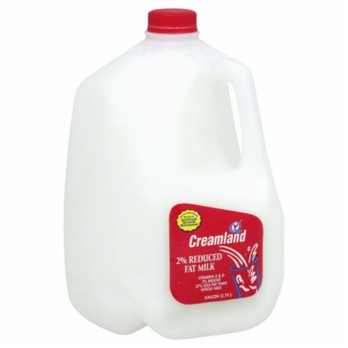 Creamland 2% Milk Perspective: front
