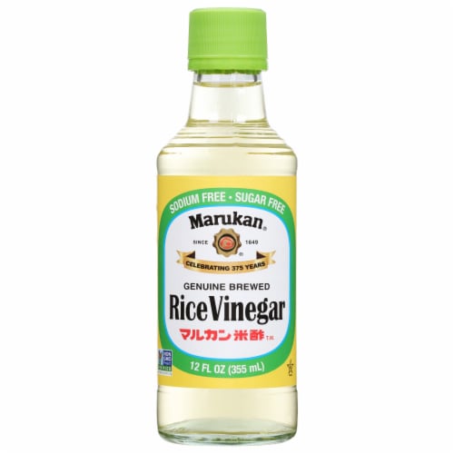 Marukan Genuine Brewed Rice Vinegar Perspective: front