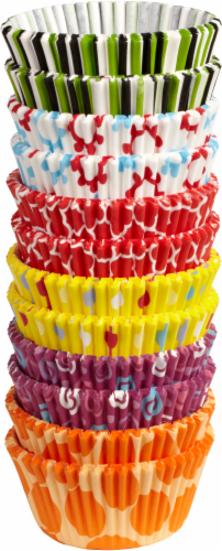 Wilton Standard Baking Cup Party Pack Perspective: front