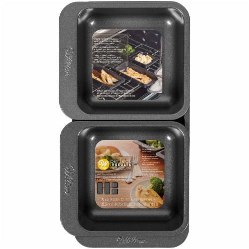Wilton®™ Percet Results Baking Pan Set Perspective: front