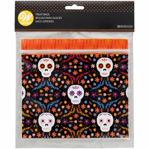 Wilton® Day of the Dead Skull Halloween Treat Bags - Dia de los Muertos Perspective: front