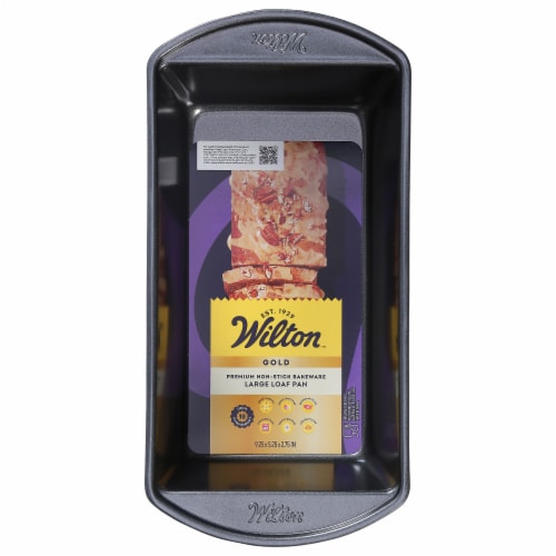 Wilton™ Gold Non-Stick Loaf Pan Large Perspective: front