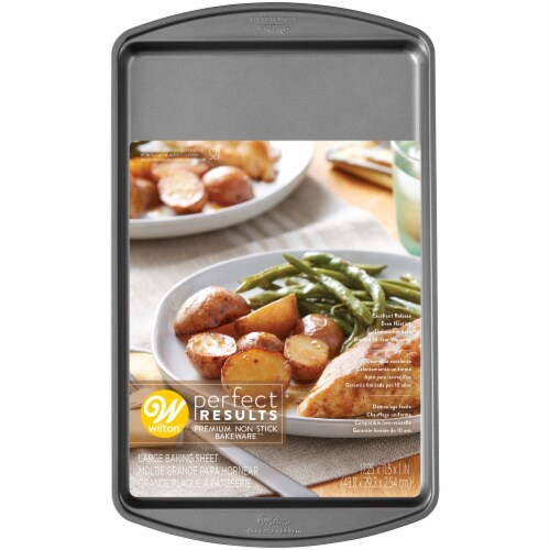 Wilton® Perfect Results Large Non-stick Baking Sheet Perspective: front