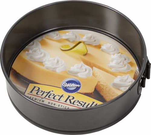 Wilton Perfect Results Nonstick Gray Springform Cake Pan, 9 in - Fry's Food  Stores