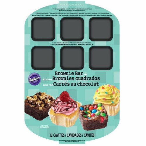 Wilton Brownie Bar Pan-12 Cavity 15.75 X10.75 Perspective: front