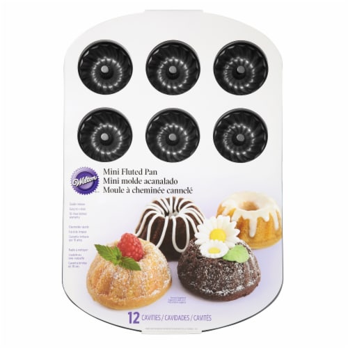 Wilton Mini Fluted Cake Pan Perspective: front