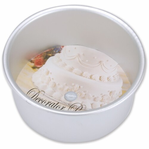 Decorator Preferred Cake Pan-Round 6 X3 Perspective: front