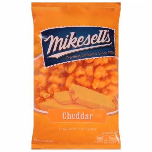 Mikesell's Cheddar Puffcorn Delite Perspective: front