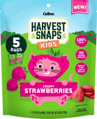 Calbee® Harvest Snaps® Kids Crispy Strawberries Perspective: front