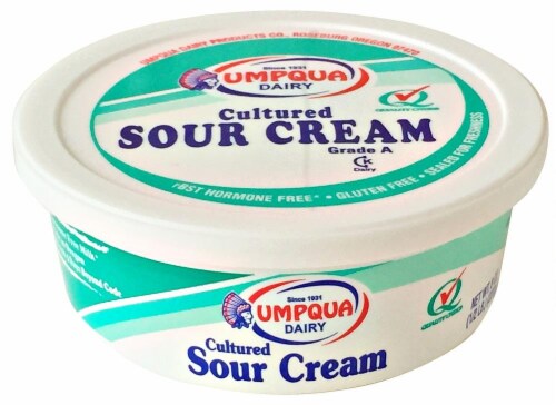 Umpqua Dairy Cultured Sour Cream Perspective: front