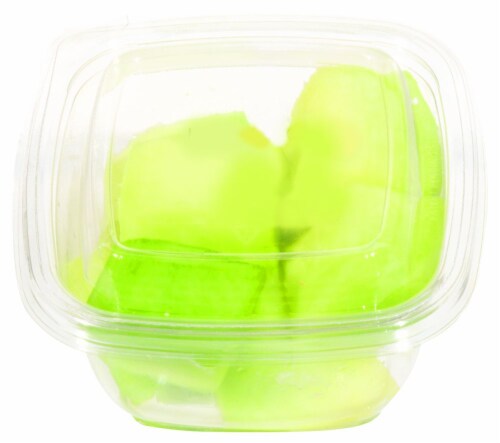 Fresh Kitchen Honeydew Melon Chunks Perspective: front
