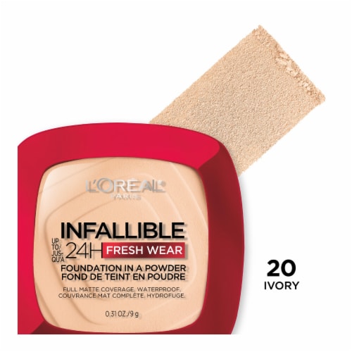L'Oreal® Paris Infallible Fresh Wear 20 Ivory Powder Foundation Perspective: front