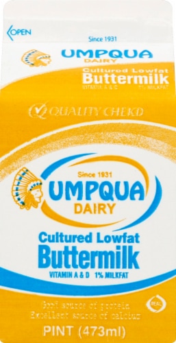 Umpqua Dairy Cultured Lowfat Buttermilk Perspective: front