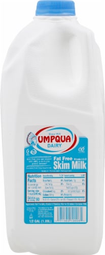 Umpqua Dairy Skim Milk Perspective: front