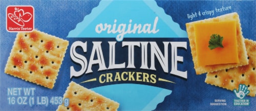 Harris Teeter Saltine Original Crackers Perspective: front