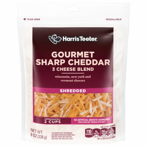 Harris Teeter­™ Gourmet Sharp Cheddar Blend Shredded Cheese Perspective: front