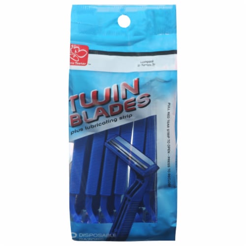 Harris Teeter™ Twin Blades Disposable Razors Perspective: front