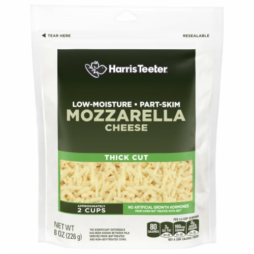Harris Teeter® Mozzarella Thick Cut Shredded Cheese Perspective: front