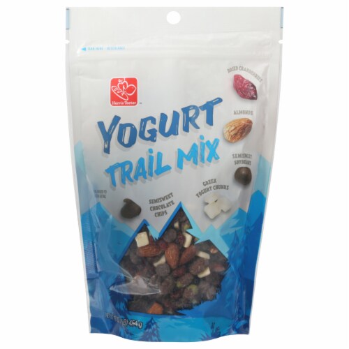 Harris Teeter Yogurt Trail Mix Perspective: front