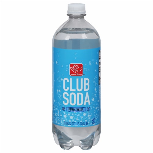 Harris Teeter™ Club Soda Bottled Water Perspective: front