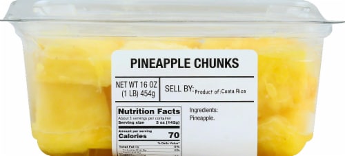 Harris Teeter™ Pineapple Chunks Perspective: front