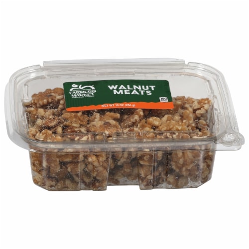 Harris Teeter Farmers Market™ Walnut Meats Perspective: front