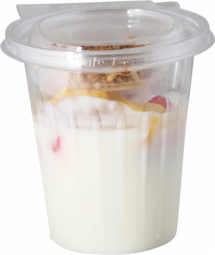Harris Teeter Strawberry and Pineapple Yogurt Parfait Perspective: front