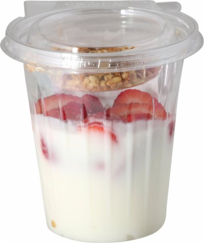 Harris Teeter Strawberry Yogurt Parfait, 1 ct - Harris Teeter