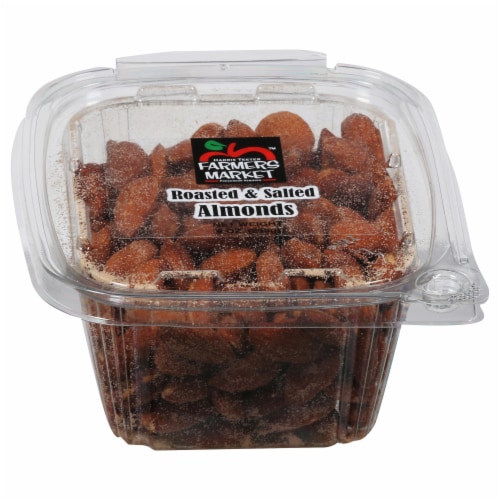 Harris Teeter™ Farmers Market Roasted & Salted Almonds Perspective: front