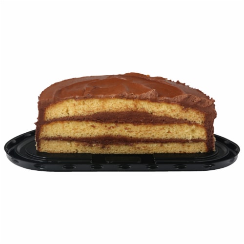 Harris Teeter™ Old Fashion Fudge Half Cake Perspective: front