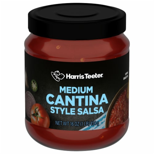 Harris Teeter™ Medium Cantina Style Salsa Perspective: front