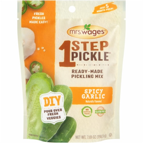 Mrs. Wages 1 Step Spicy Garilc Pickling Brine Perspective: front