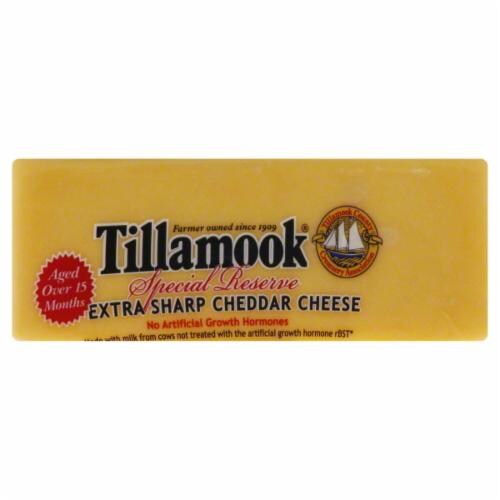 Tillamook Special Reserve Extra Sharp Cheddar Cheese Perspective: front
