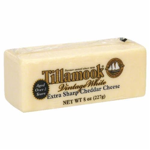Tillamook Extra Sharp Vintage White Cheddar Cheese Perspective: front