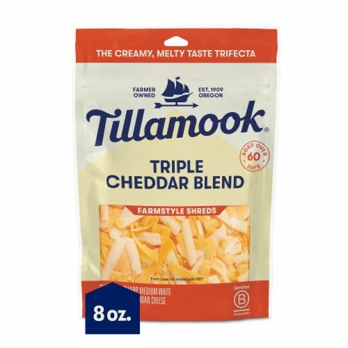 Tillamook Farmstyle Triple Cheddar Cheese Blend Shredded Cheese Perspective: front