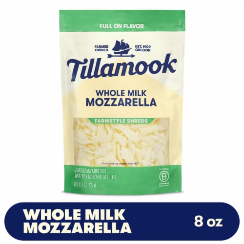 Tillamook Farmstyle Whole Milk Mozzarella Shredded Cheese Perspective: front