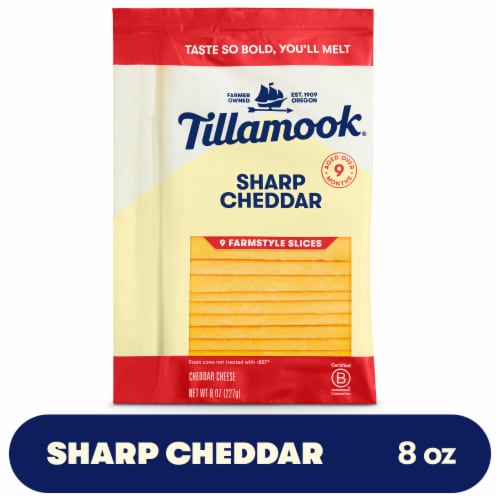 Tillamook® Sharp Cheddar Sliced Cheese Farmstyle Perspective: front