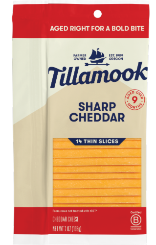 Tillamook® Sharp Cheddar Sliced Cheese Perspective: front