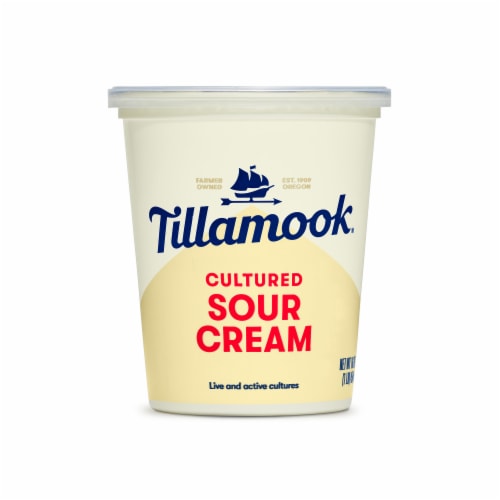Tillamook Cultured Sour Cream Perspective: front